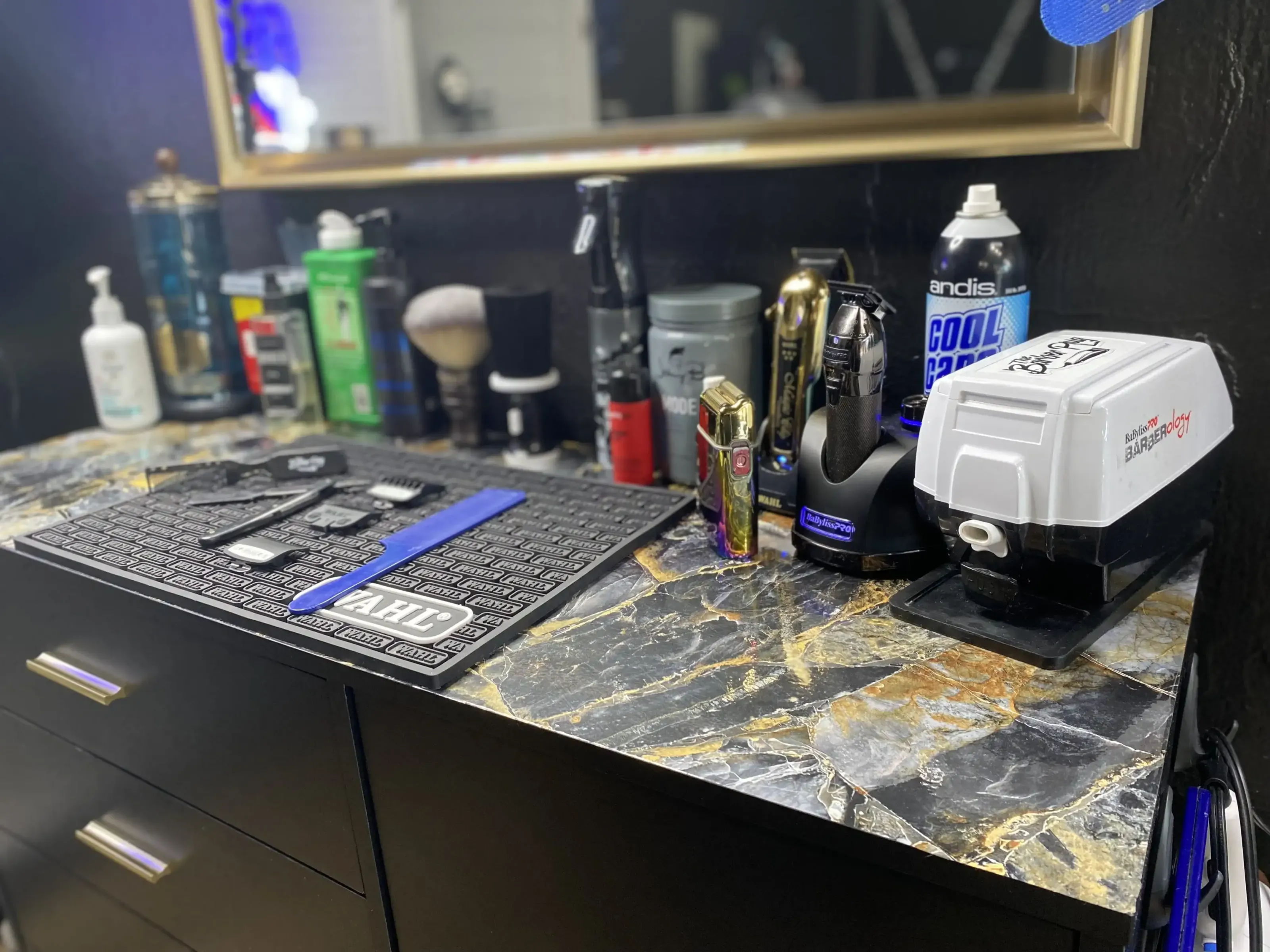 Barber station